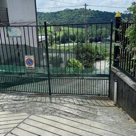 Miravalle Nocleg ze śniadaniem Scanzorosciate